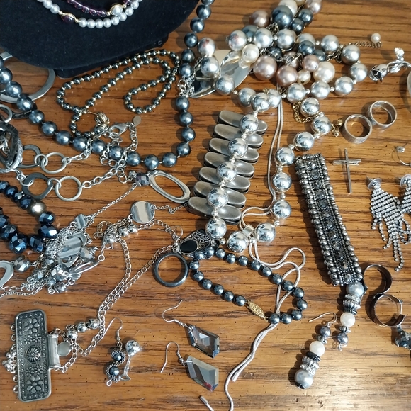 Silver and Gray Statement Jewelry Lot - Picture 11 of 14